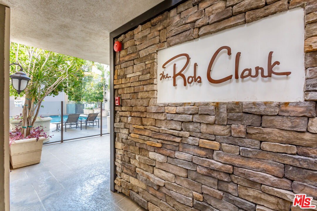 141 S Clark Dr Unit: 310