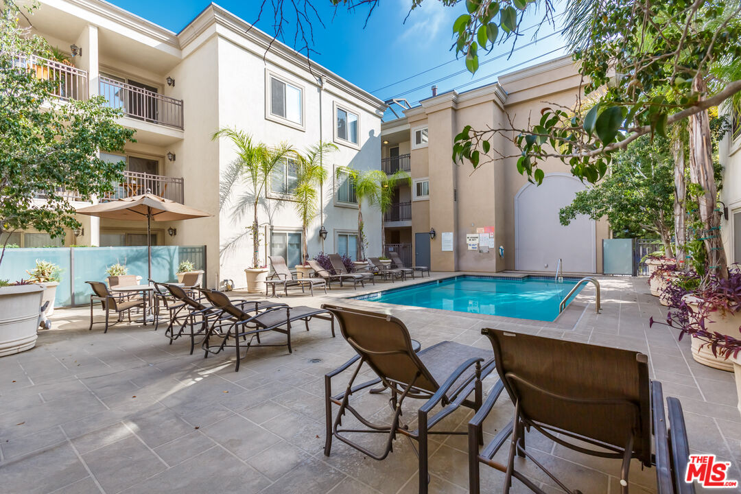 141 S Clark Dr Unit: 310