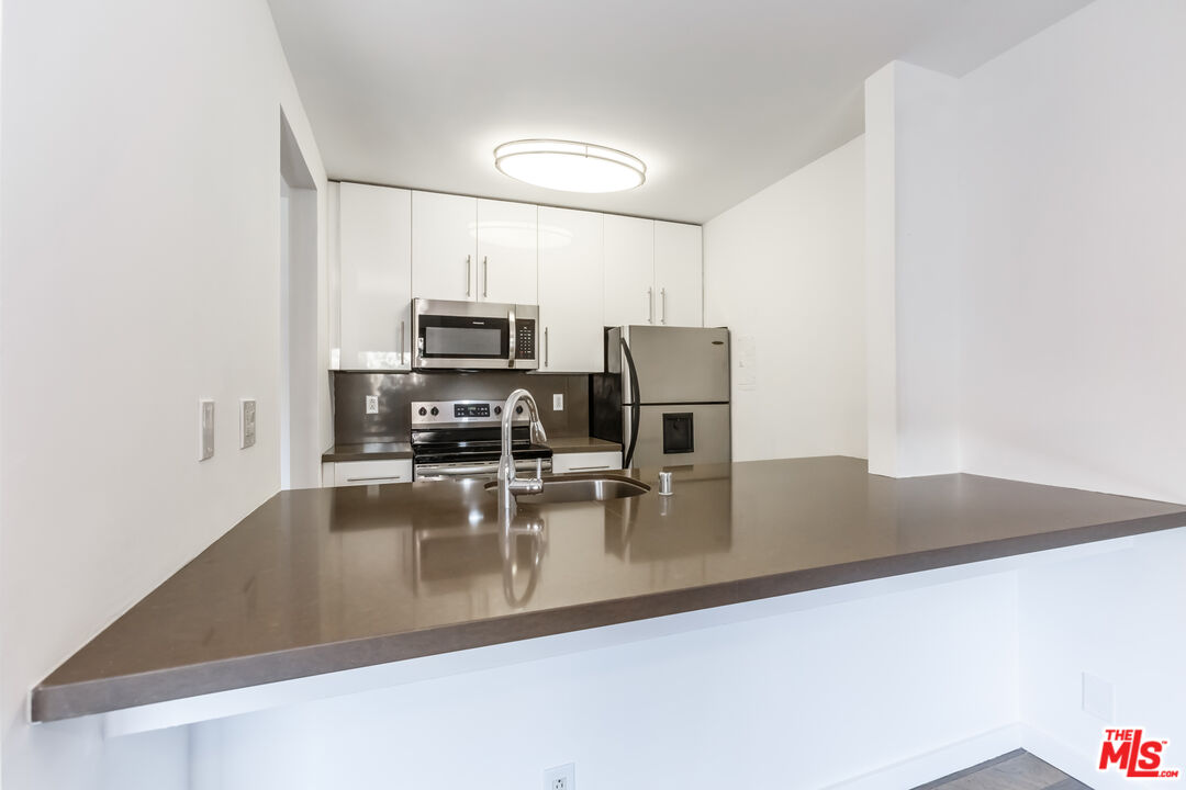 141 S Clark Dr Unit: 310