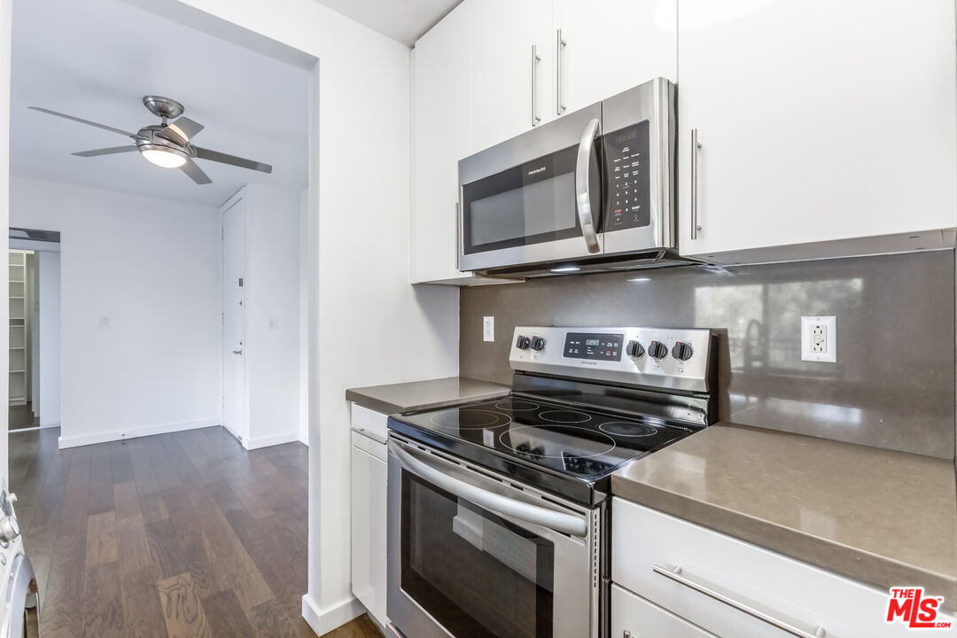 141 S Clark Dr Unit: 310