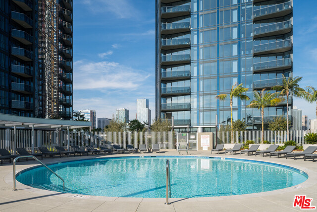 1200 S FIGUEROA ST Unit: E1405