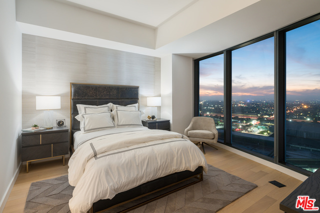 1200 S FIGUEROA ST Unit: E1405