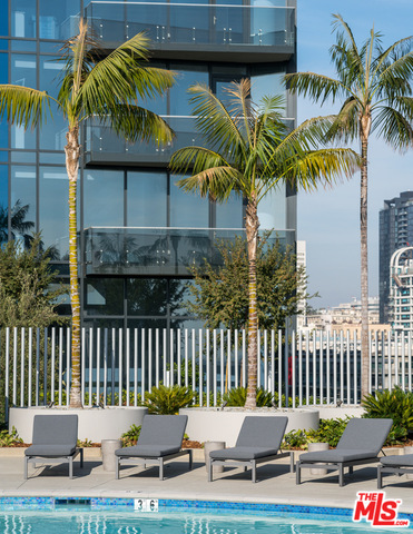 1200 S FIGUEROA ST Unit: E1405