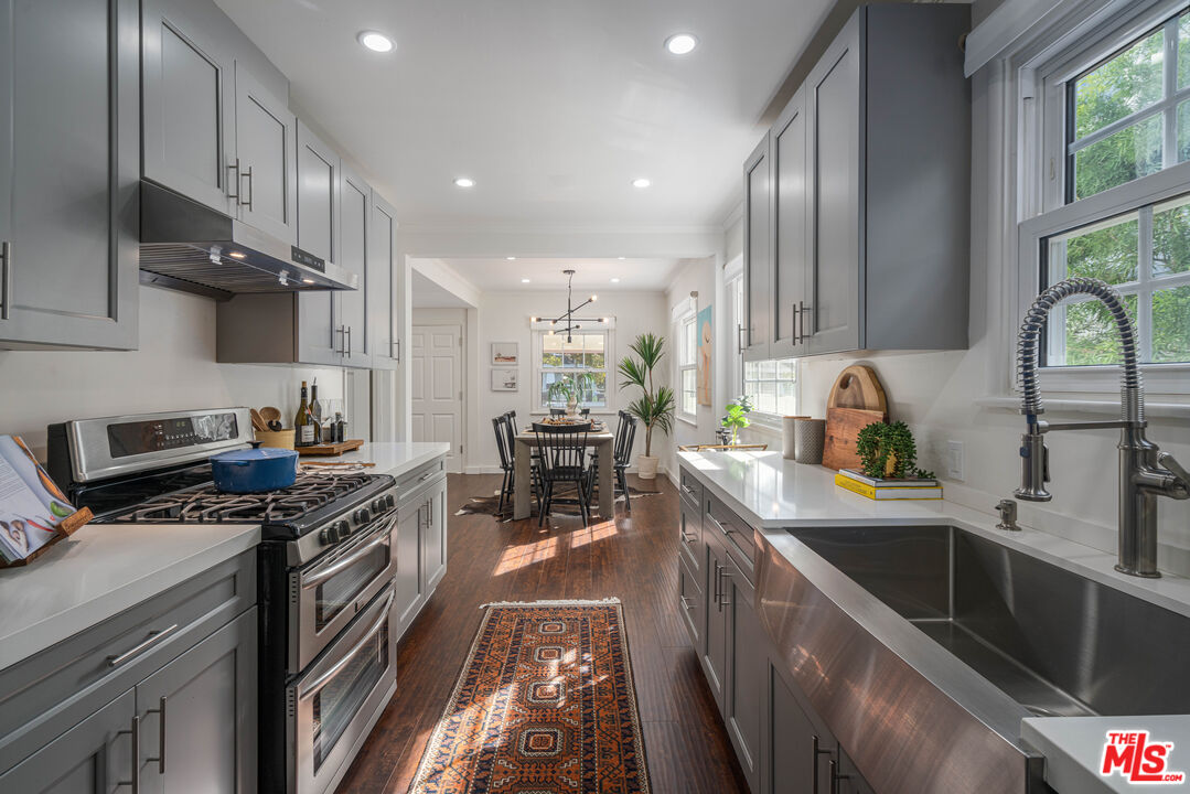 12817 Indianapolis St