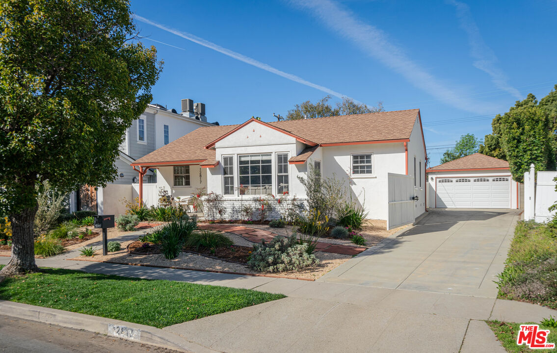 12817 Indianapolis St