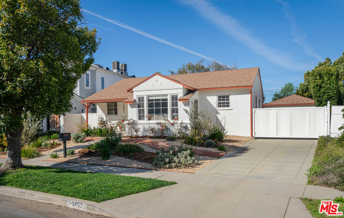 12817 Indianapolis St