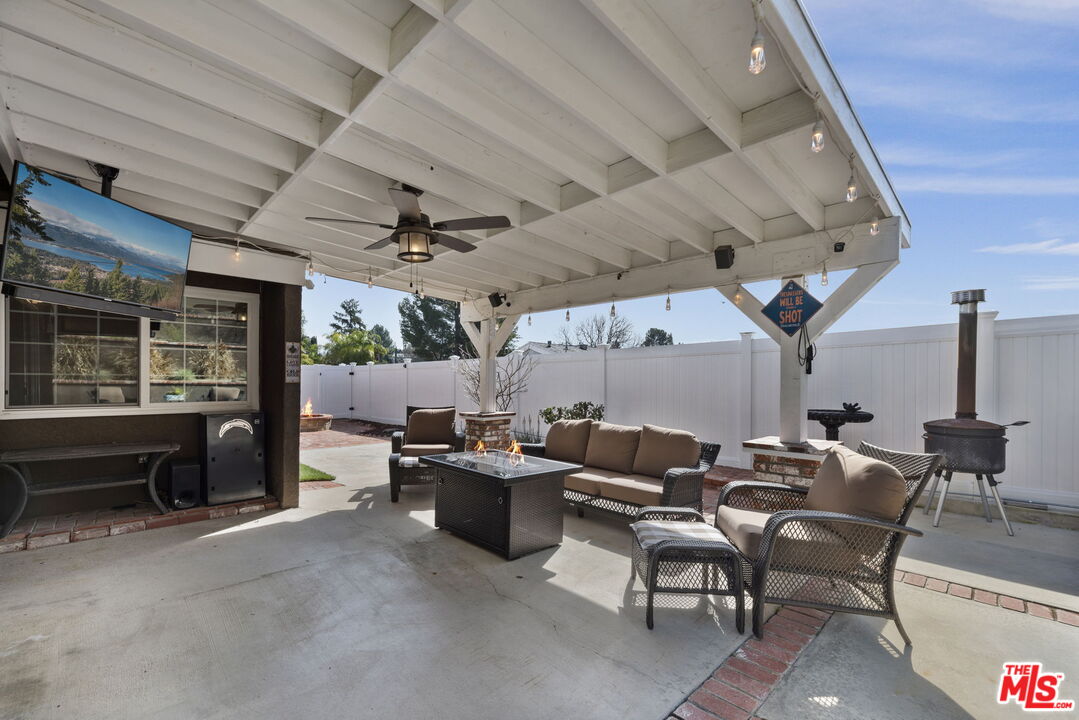 27839 Northbrook Ave