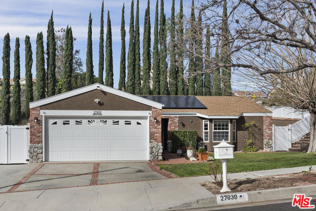 27839 Northbrook Ave