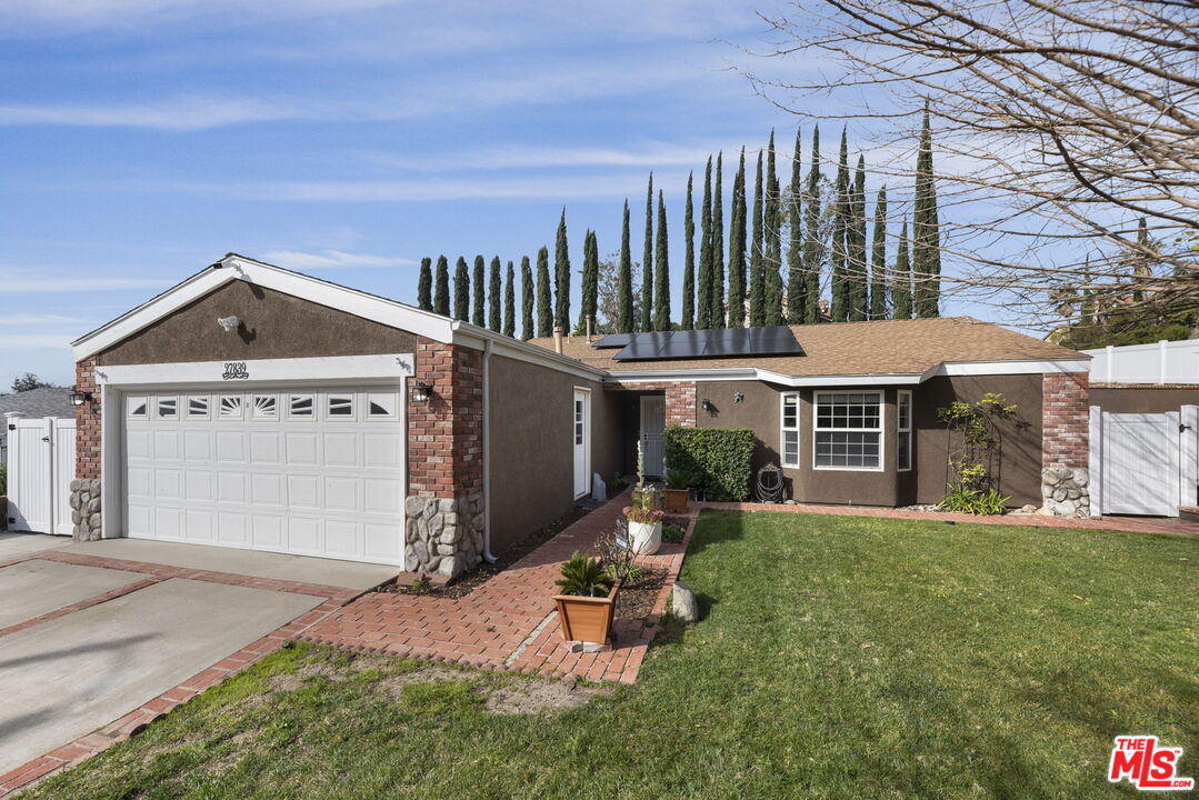 27839 Northbrook Ave