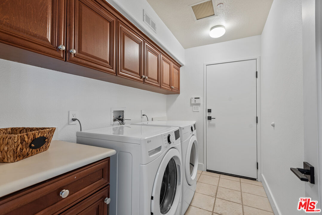 6010 Celedon Crk Unit: 2