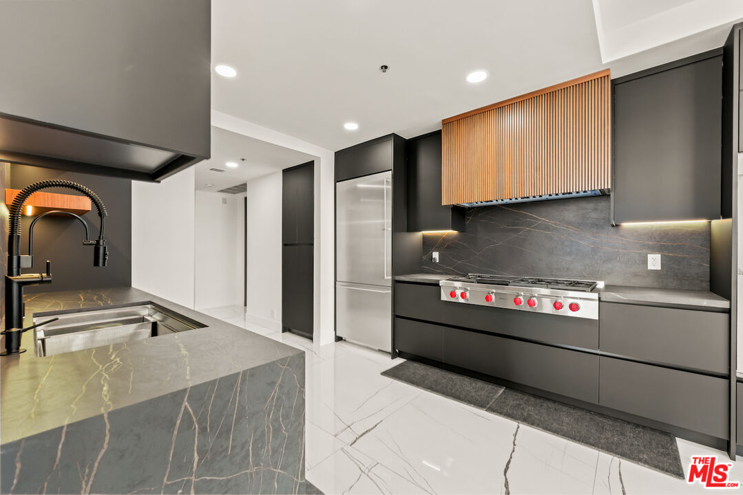 10430 Wilshire Blvd Unit: 503