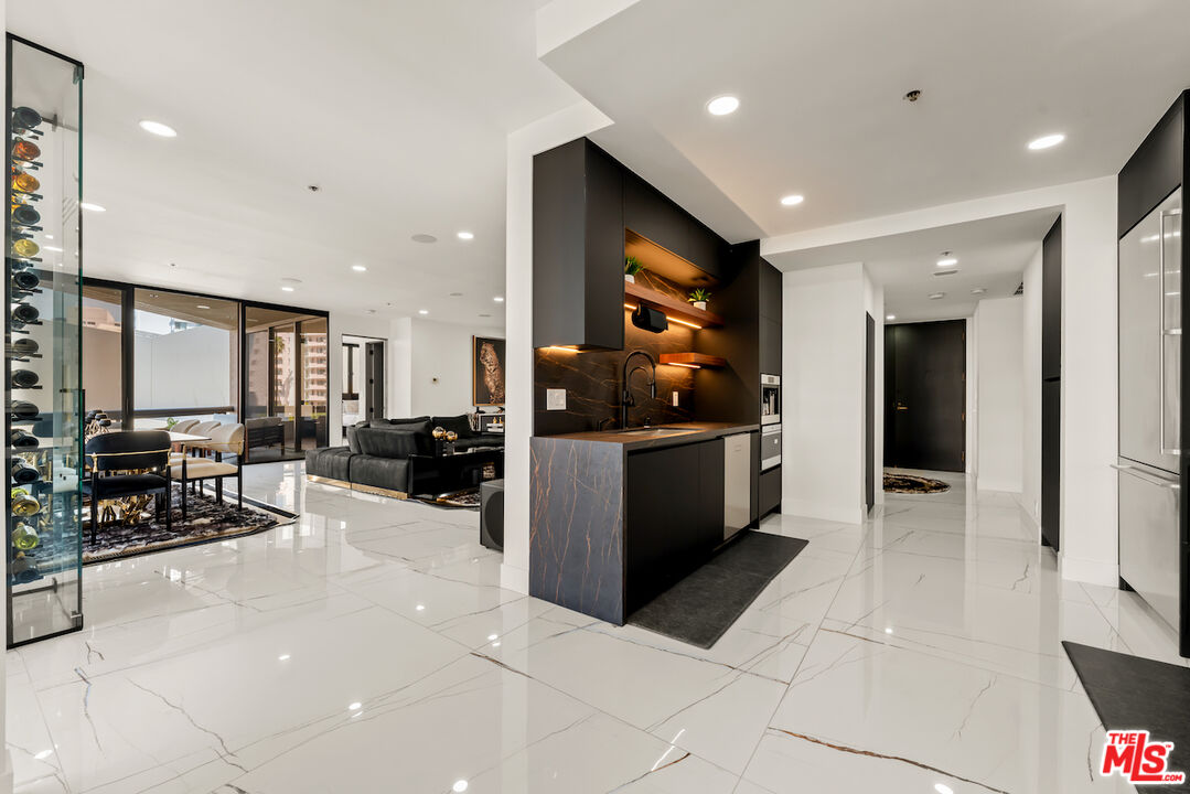 10430 Wilshire Blvd Unit: 503