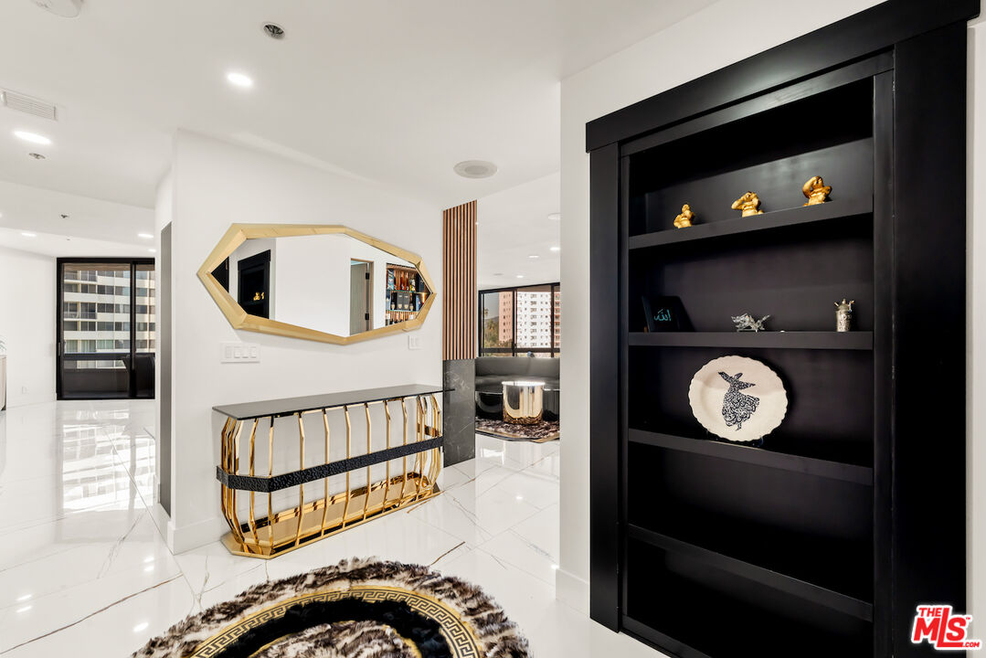 10430 Wilshire Blvd Unit: 503