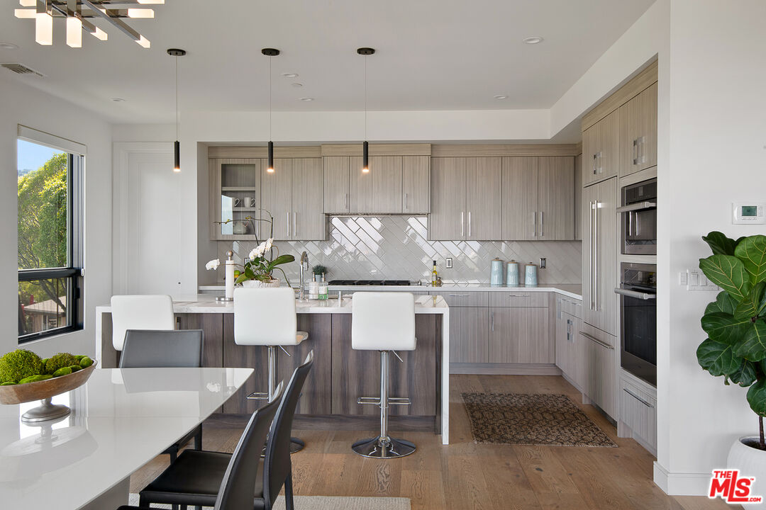 3801 Encino Verde Pl