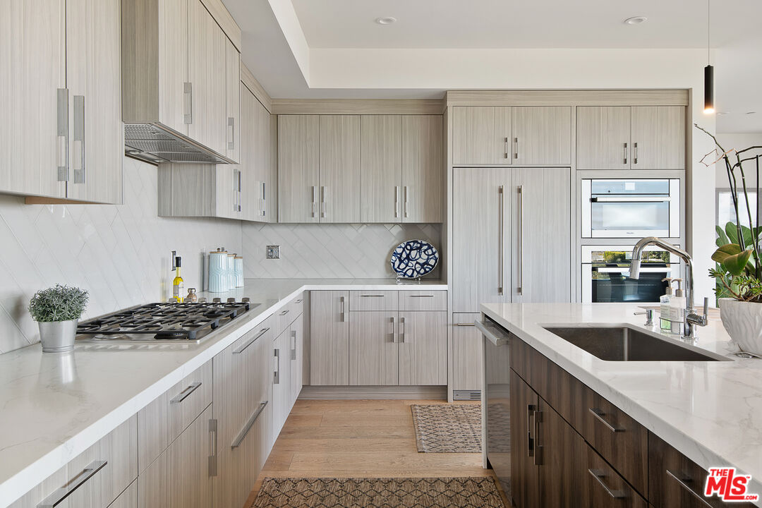 3801 Encino Verde Pl