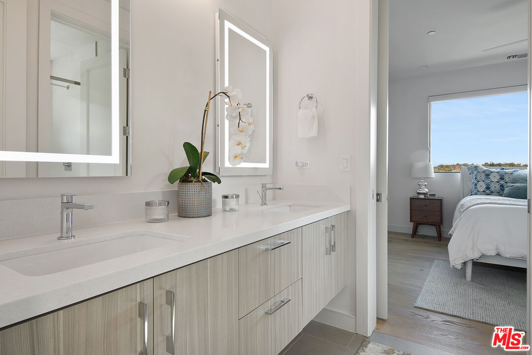 3801 Encino Verde Pl