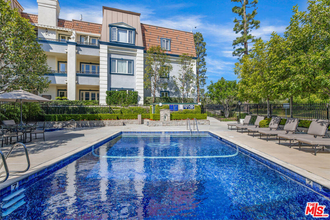 10118 Empyrean Way Unit: 102