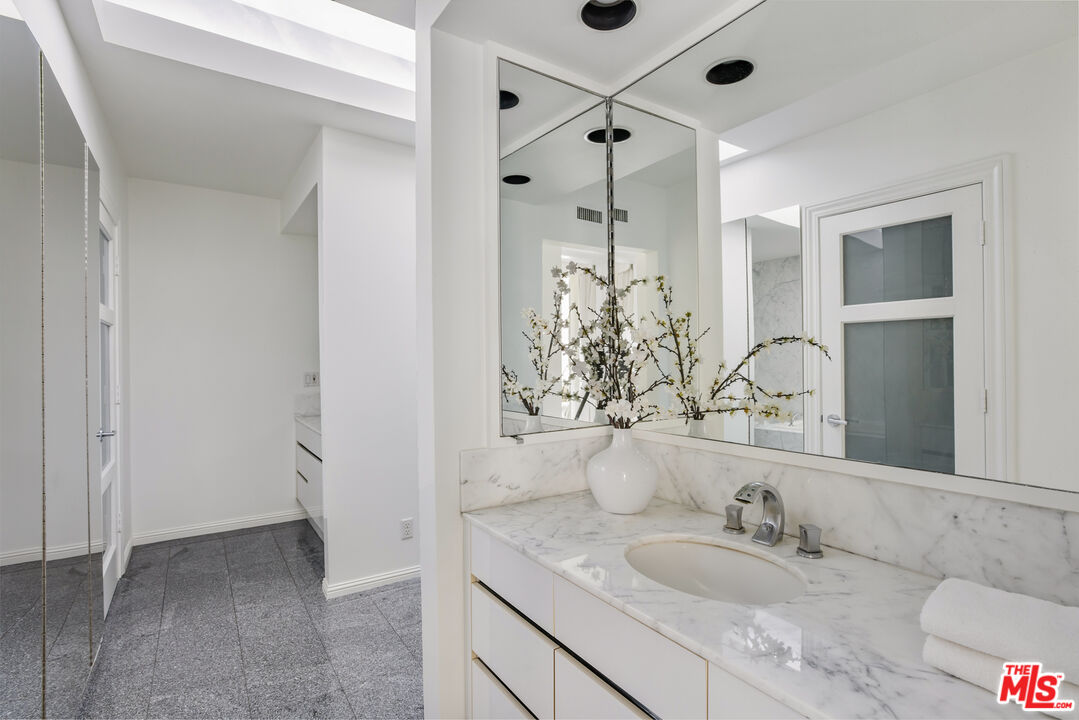 10118 Empyrean Way Unit: 102