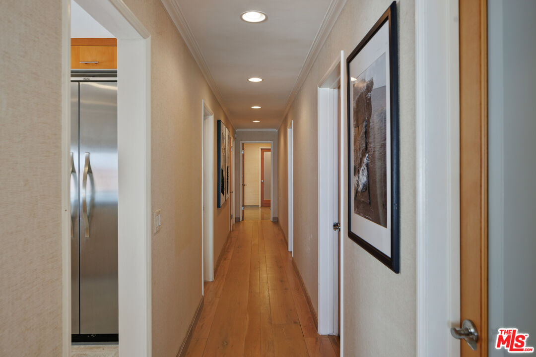 3412 Ocean Front Walk Unit: 201