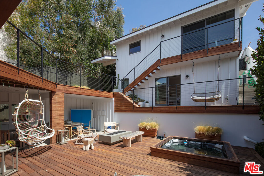 31228 Broad Beach Rd