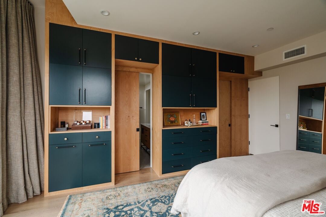 3214 Highland Ave Unit: 1