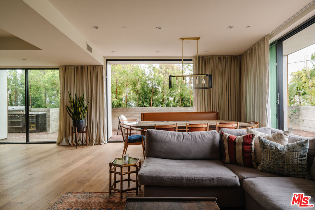 3214 Highland Ave Unit: 1