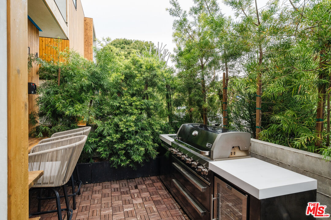 3214 Highland Ave Unit: 1