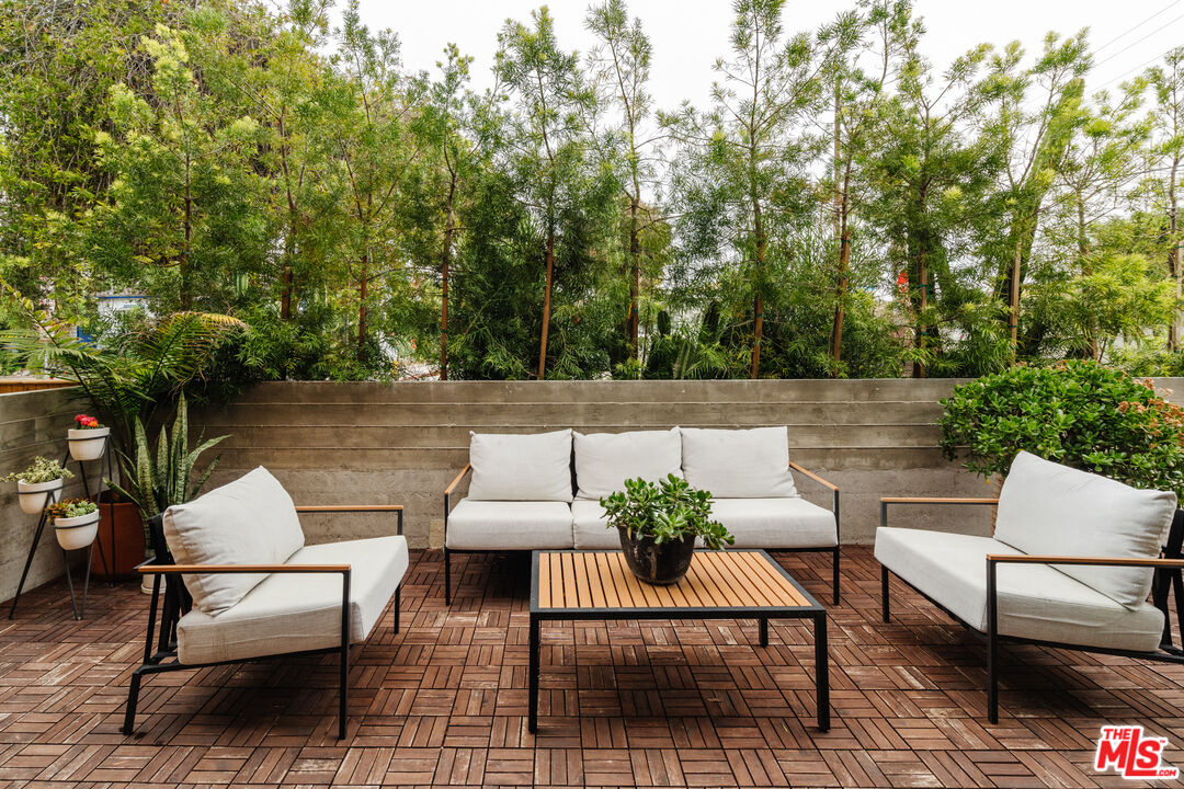 3214 Highland Ave Unit: 1