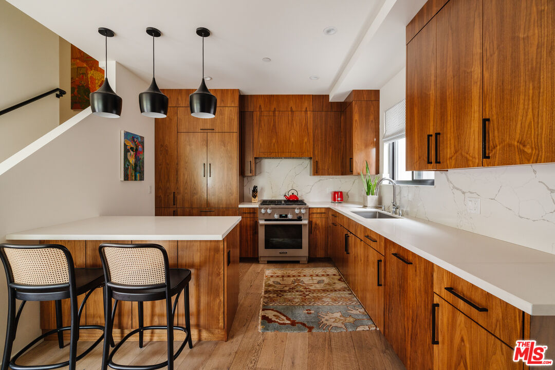 3214 Highland Ave Unit: 1