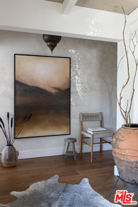 243 Taos Rd