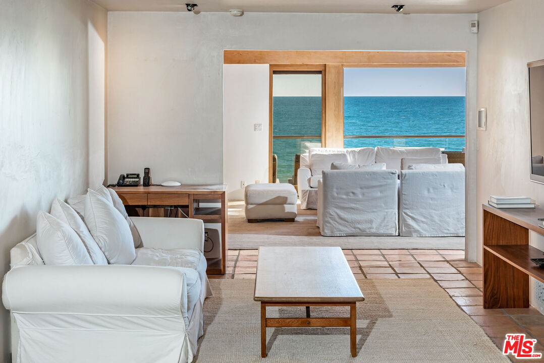 22148 Pacific Coast Hwy