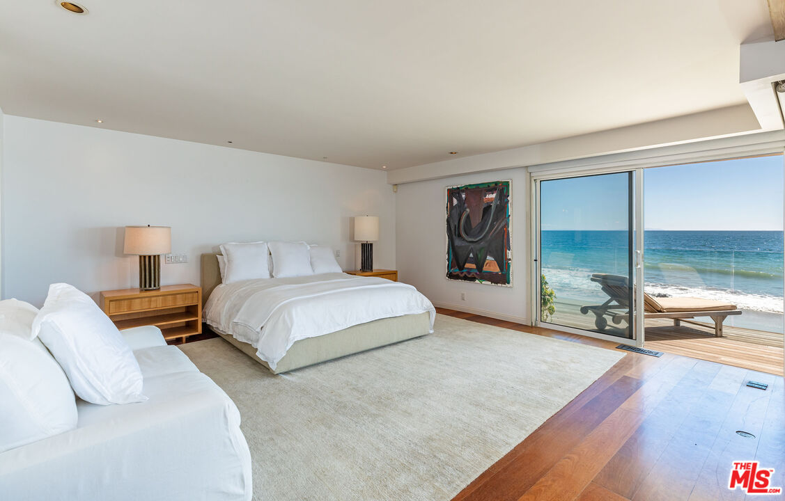 22148 Pacific Coast Hwy