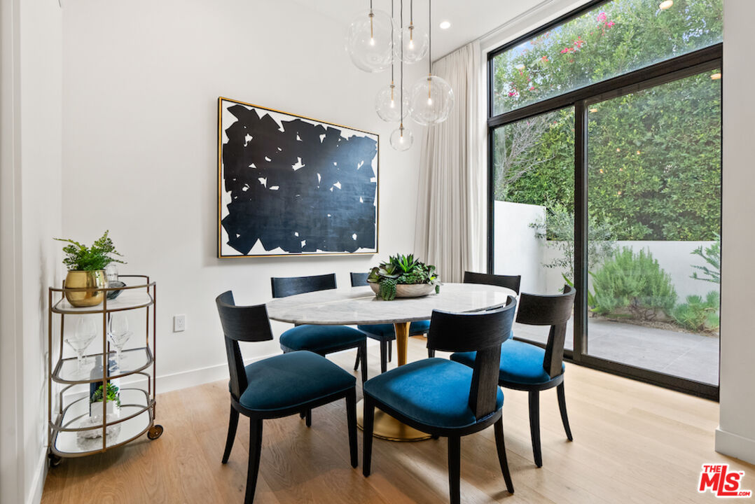 812 Huntley Unit: 103