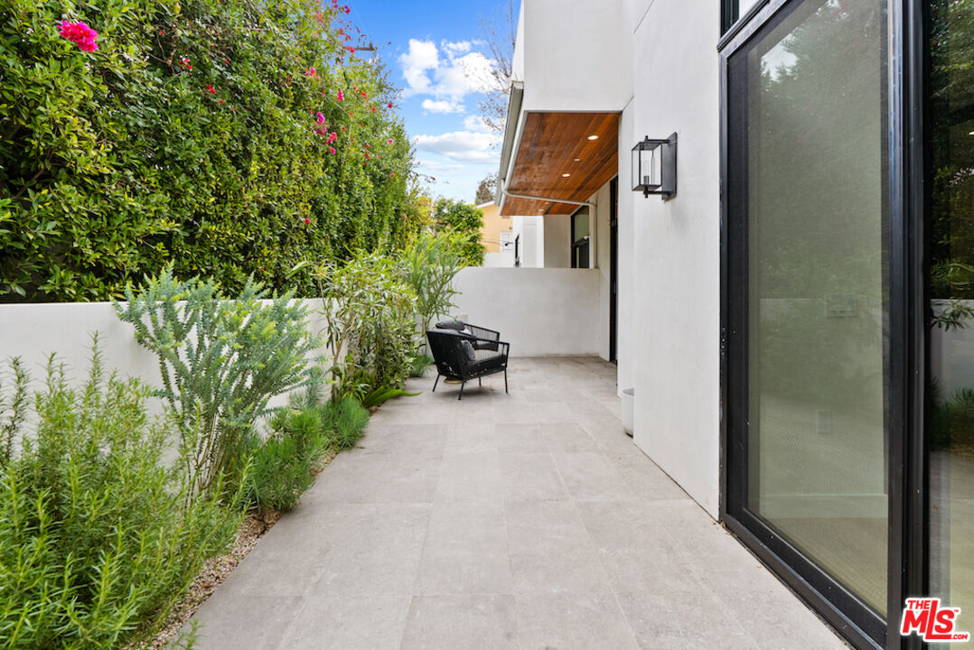 812 Huntley Unit: 103
