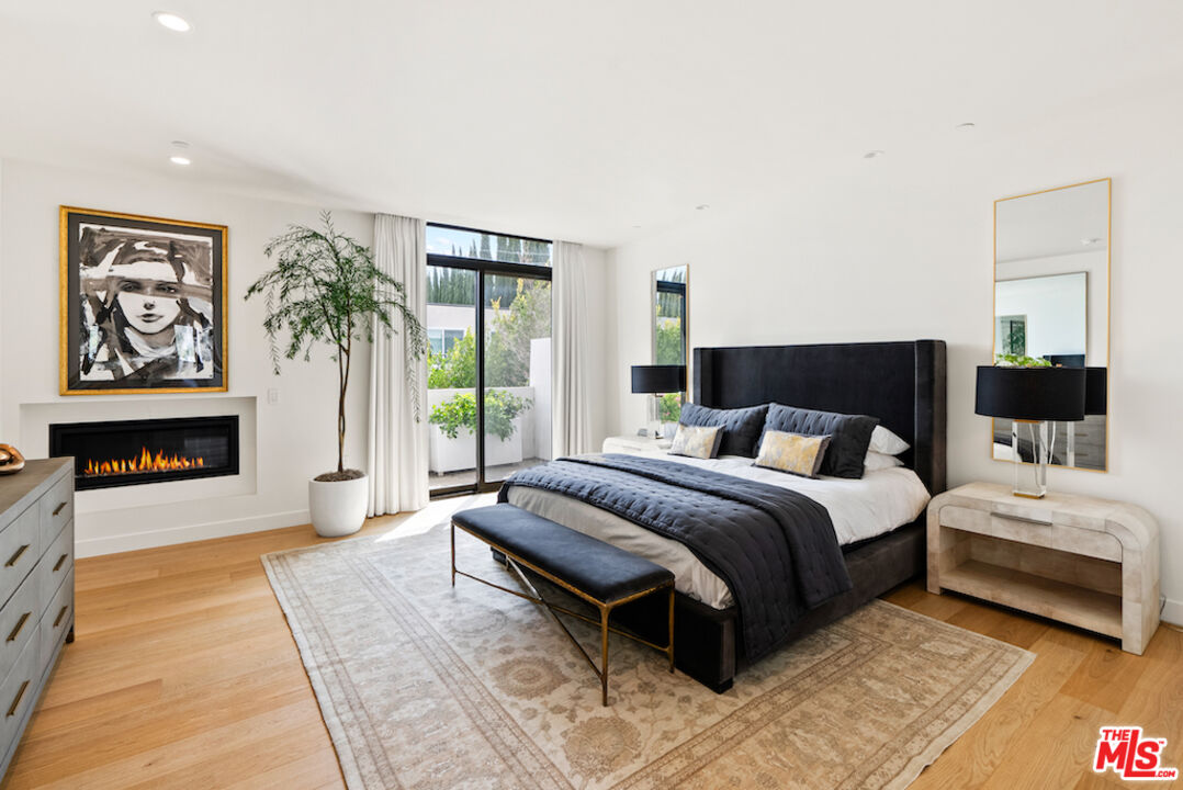 812 Huntley Unit: 103