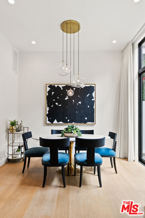 812 Huntley Unit: 103