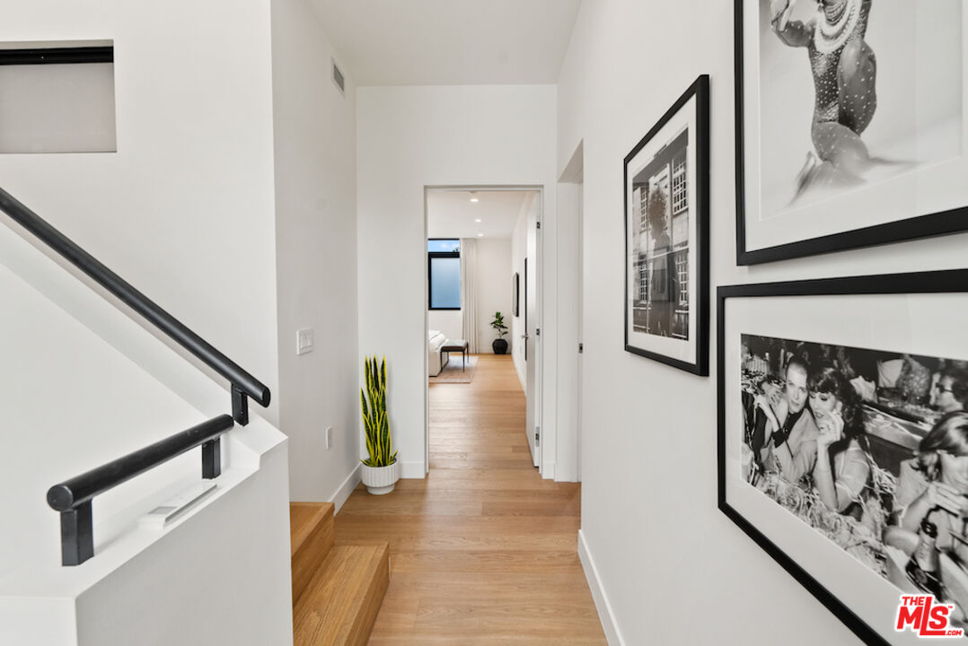 812 Huntley Unit: 103