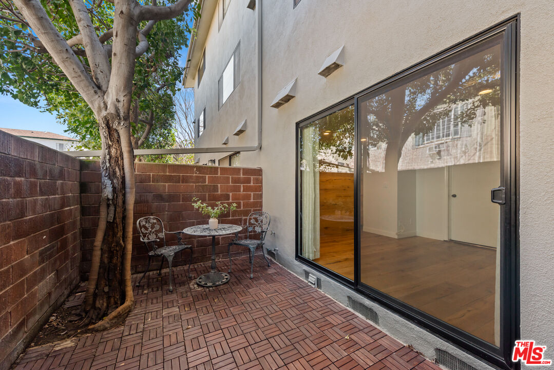 407 S Spalding Dr Unit: 5