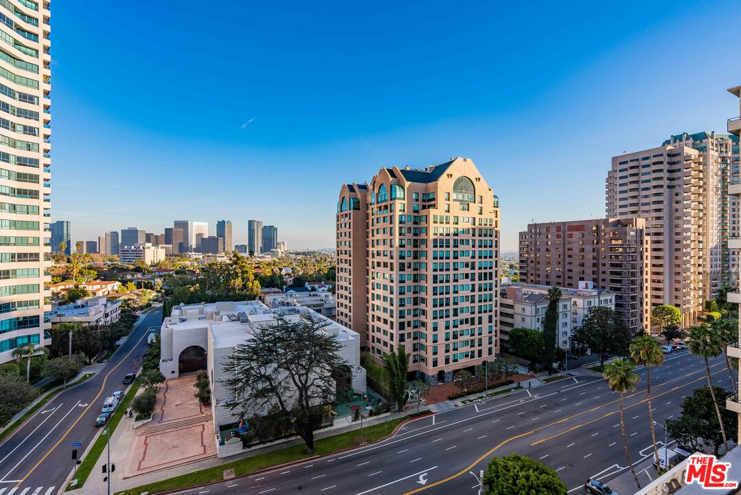 10501 Wilshire Blvd Unit: 1106