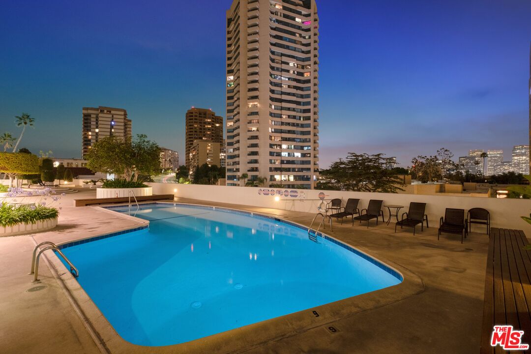 10501 Wilshire Blvd Unit: 1106