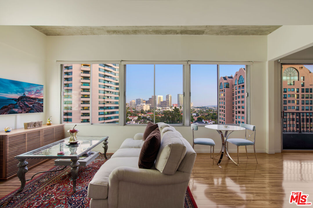 10501 Wilshire Blvd Unit: 1106