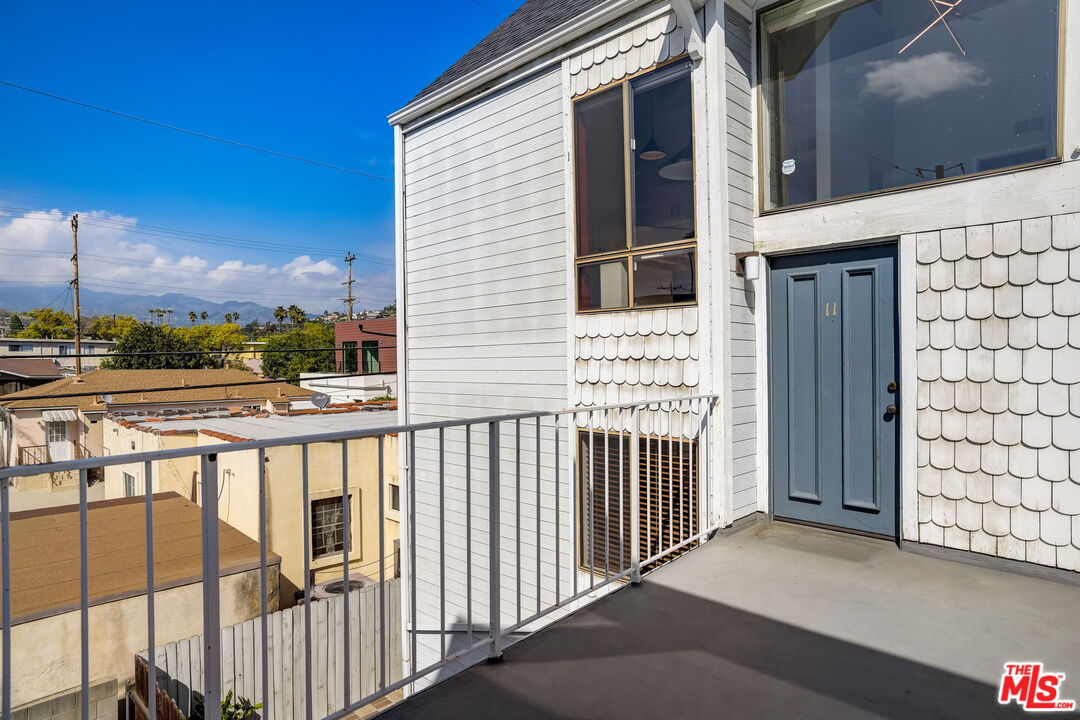 1121 E Wilson Ave Unit: 11