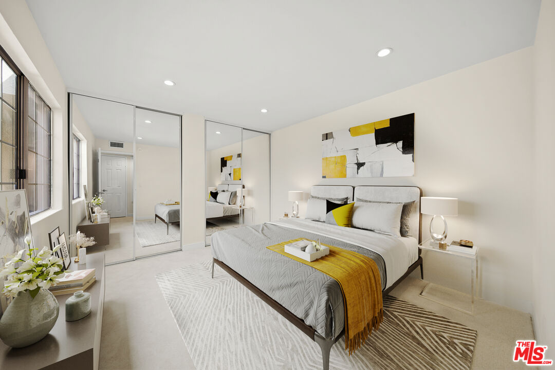 5540 Owensmouth Ave Unit: 315