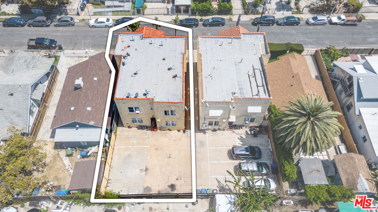 3915 Walton Ave