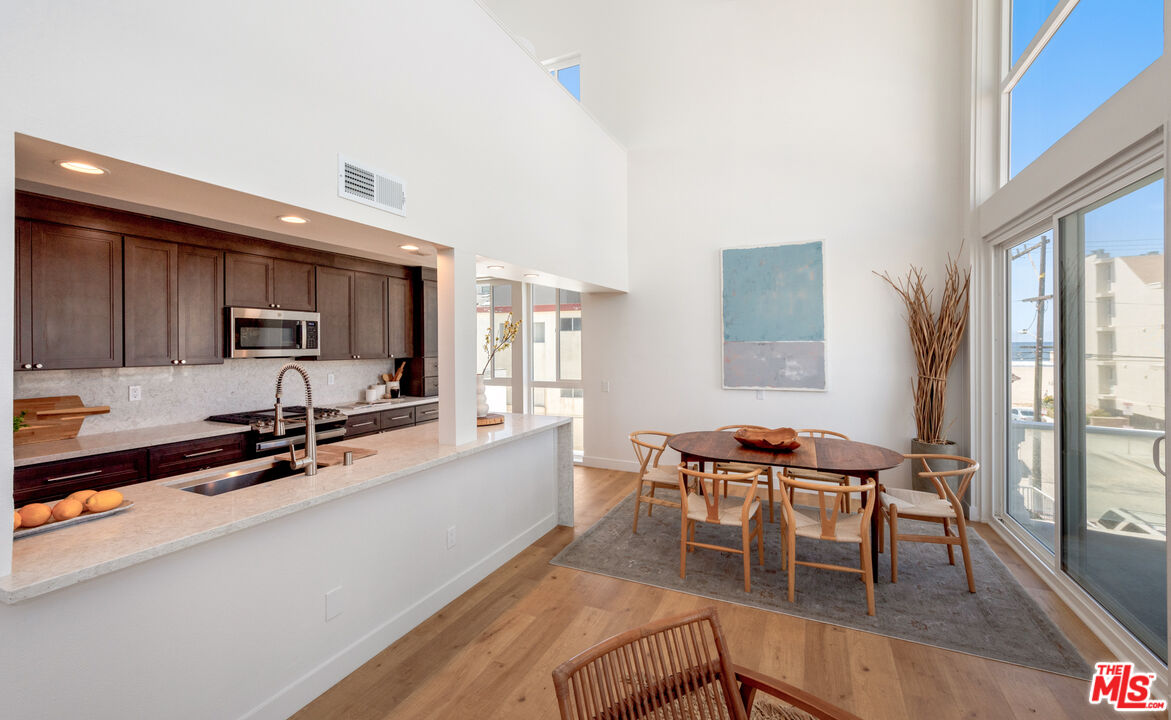 20 Lighthouse St Unit: 2