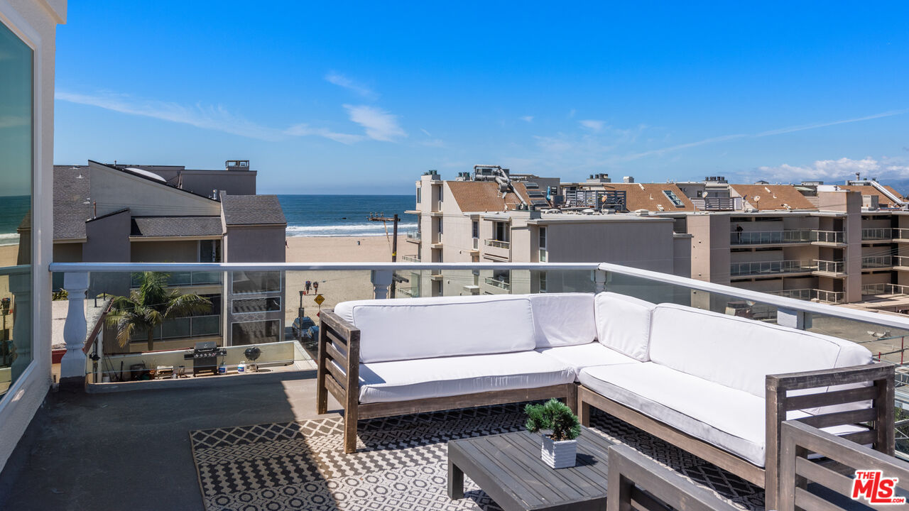 20 Lighthouse St Unit: 2