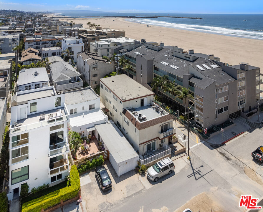 20 Lighthouse St Unit: 2