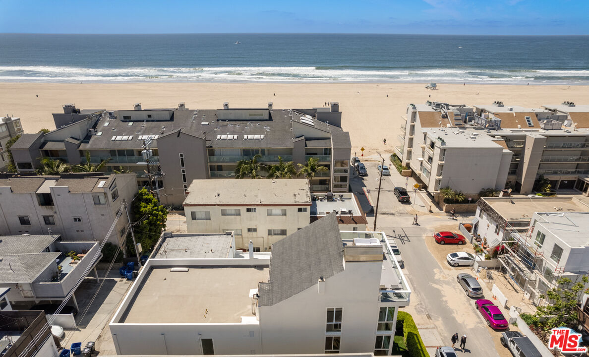 20 Lighthouse St Unit: 2