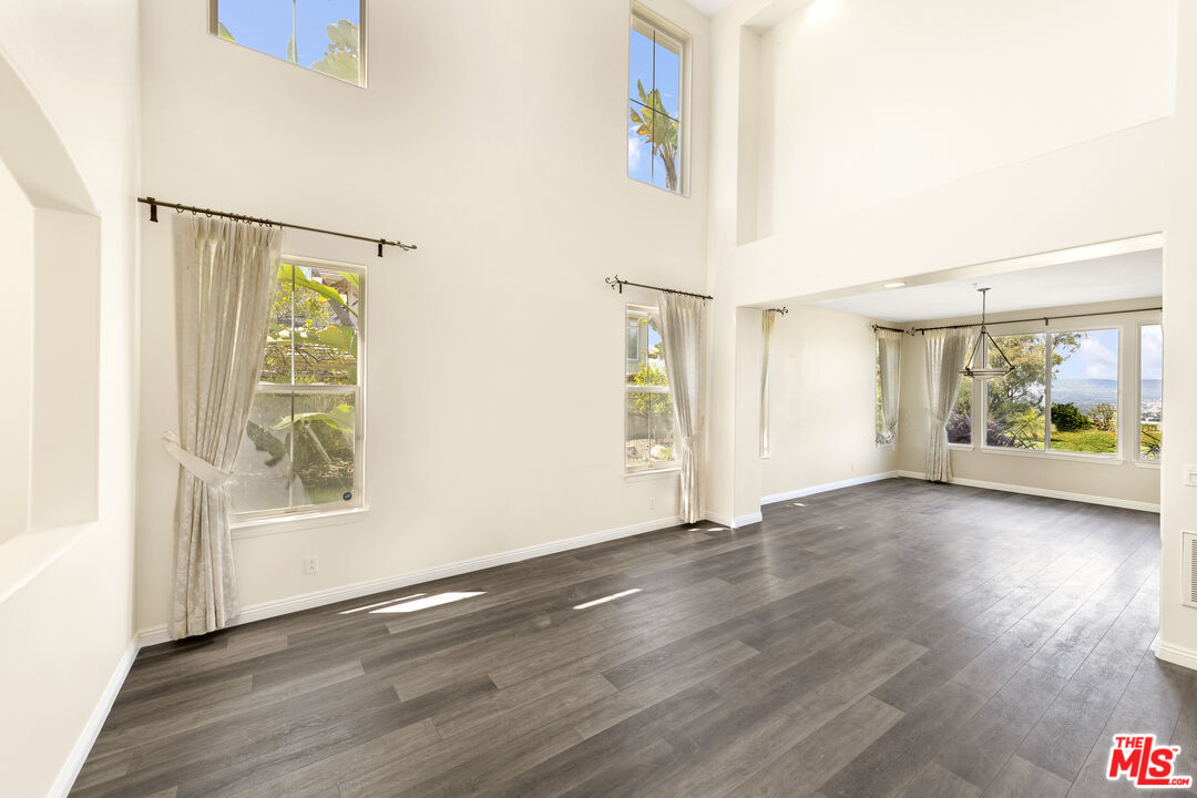 18509 Marblehead Way