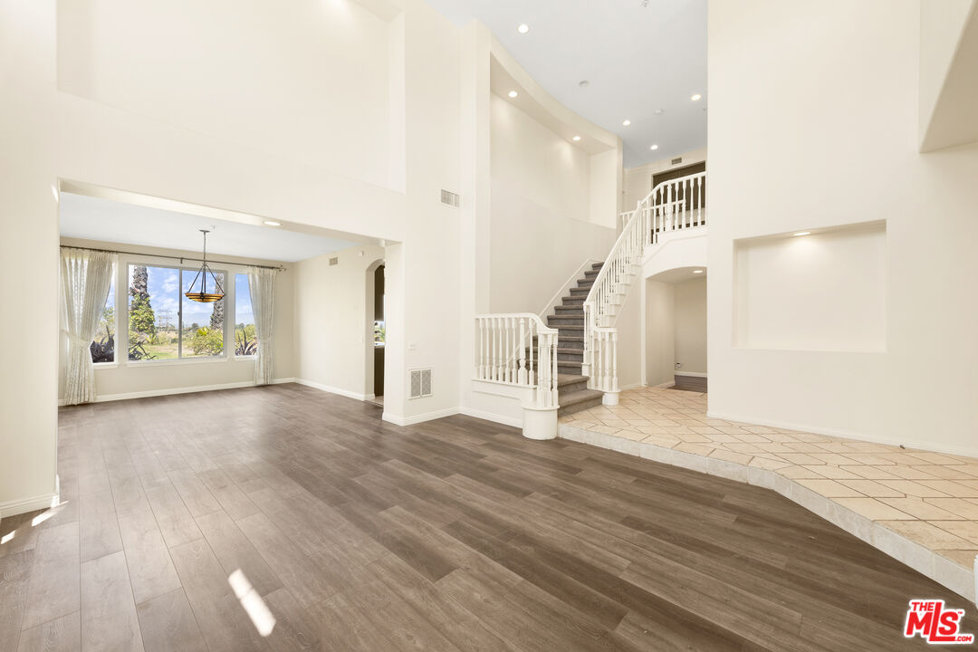 18509 Marblehead Way